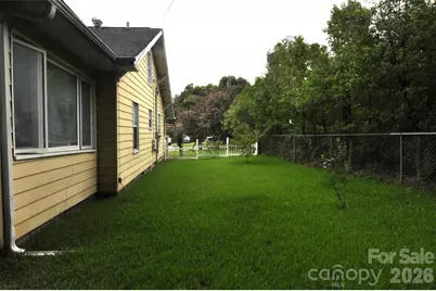 161 Walnut Street, Chester, SC 29706 - Photo 21