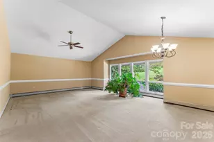 60 Monte Vista Dr, Waynesville, NC 28786 - Photo 3