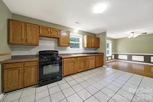 1805 Lillian Ln, Fort Mill, SC 29708 - Photo 9