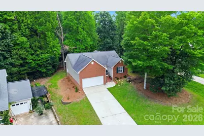 1008 Raywood Court, Matthews, NC 28104 - Photo 3