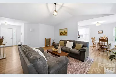 1008 Raywood Court, Matthews, NC 28104 - Photo 9