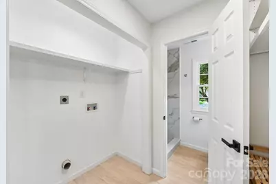 318 Red Roan Place, Charlotte, NC 28215 - Photo 31
