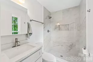 318 Red Roan Pl, Charlotte, NC 28215 - Photo 25