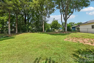 318 Red Roan Place, Charlotte, NC 28215 - Photo 39