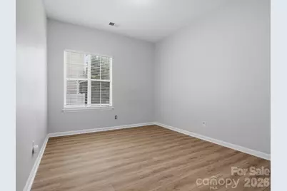 607 Oakbluff Circle, Charlotte, NC 28216 - Photo 15