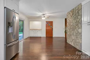 100 Ashton Ln, Brevard, NC 28712 - Photo 15