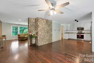 100 Ashton Ln, Brevard, NC 28712 - Photo 11