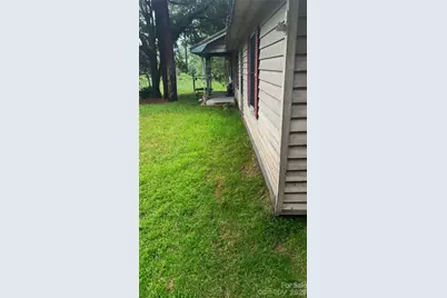 732 Sunset Lakes Boulevard SW, Sunset Beach, NC 28468 - Photo 5