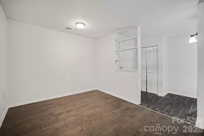 4902 Spring Lake Drive #E, Charlotte, NC 28212 - Photo 5