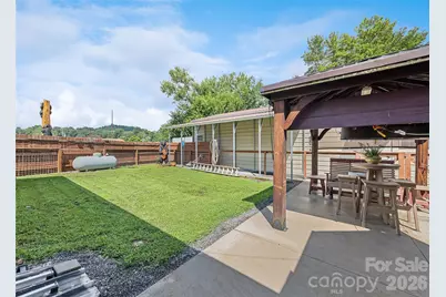 2906 Jonathan Creek Road, Waynesville, NC 28785 - Photo 9