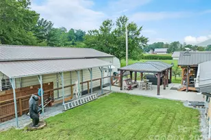 2906 Jonathan Creek Rd, Waynesville, NC 28785 - Photo 15