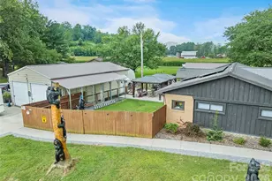 2906 Jonathan Creek Rd, Waynesville, NC 28785 - Photo 3