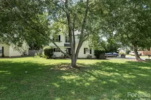 3015 Queensdale Dr, Monroe, NC 28110 - Photo 1