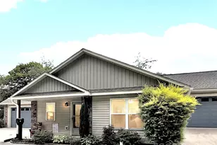 140 February Ln, Waynesville, NC 28785 - Photo 3
