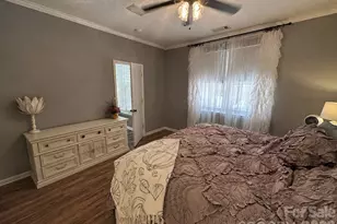 4515 Fox Thorne Dr, Charlotte, NC 28216 - Photo 7