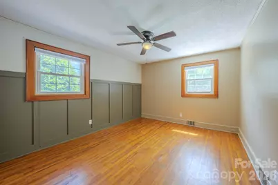 2150 Nc 80 Highway, Bakersville, NC 28705 - Photo 21
