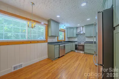 2150 Nc 80 Highway, Bakersville, NC 28705 - Photo 11