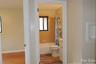 409 East K Street E, Newton, NC 28658 - Photo 19