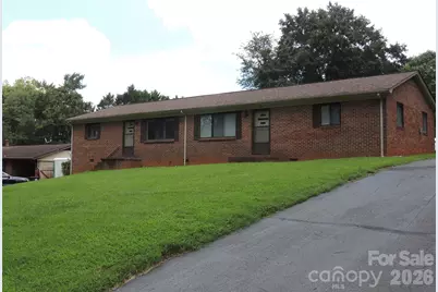 409 East K Street E, Newton, NC 28658 - Photo 1