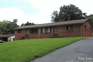 409 East K Street E, Newton, NC 28658 - Photo 1