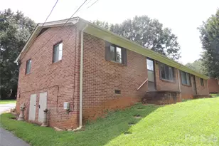 409 East K Street E, Newton, NC 28658 - Photo 3