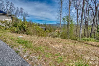 R5 Curtain Bluff, Hendersonville, NC 28791 - Photo 13