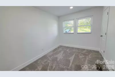 513 E Ohio Avenue, Bessemer City, NC 28016 - Photo 23
