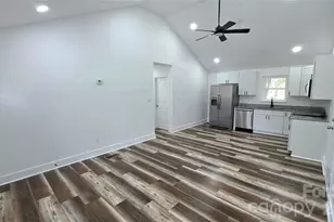 513 E Ohio Ave, Bessemer City, NC 28016 - Photo 9