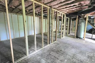 513 E Ohio Ave, Bessemer City, NC 28016 - Photo 39