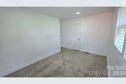 513 E Ohio Avenue, Bessemer City, NC 28016 - Photo 21