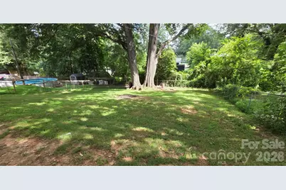 513 E Ohio Avenue, Bessemer City, NC 28016 - Photo 43