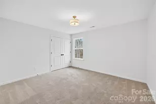 5226 Hickory Ln, Charlotte, NC 28216 - Photo 25