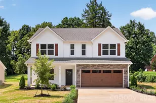 5226 Hickory Ln, Charlotte, NC 28216 - Photo 3