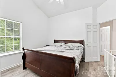 5205 Windy Valley Drive, Charlotte, NC 28208 - Photo 5