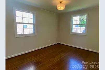 5300 Buckingham Drive, Charlotte, NC 28209 - Photo 9