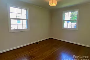 5300 Buckingham Dr, Charlotte, NC 28209 - Photo 9