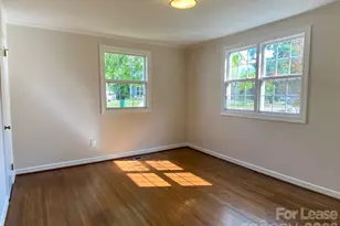 5300 Buckingham Dr, Charlotte, NC 28209 - Photo 11