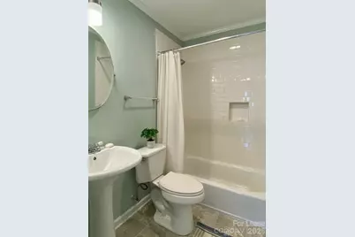 5300 Buckingham Drive, Charlotte, NC 28209 - Photo 13