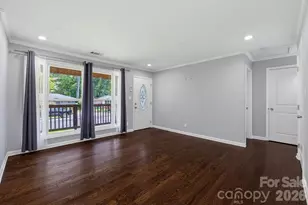 1742 Herrin Ave, Charlotte, NC 28205 - Photo 5