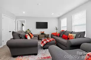 13327 Savaine St, Charlotte, NC 28278 - Photo 21