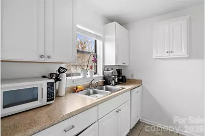 615 Biltmore Avenue #H-2, Asheville, NC 28803 - Photo 7