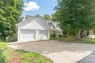 192 Lake Club Dr, Nebo, NC 28761 - Photo 1