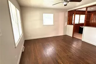 4410 Brooktree Dr, Charlotte, NC 28208 - Photo 3
