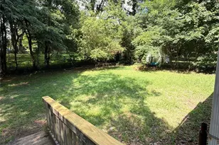 4410 Brooktree Dr, Charlotte, NC 28208 - Photo 17