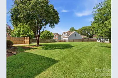 8807 Royal Bluff Drive, Charlotte, NC 28269 - Photo 27