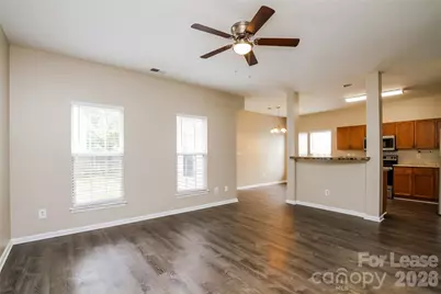 601 N Mulberry Street, Statesville, NC 28677 - Photo 5