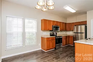 601 N Mulberry St, Statesville, NC 28677 - Photo 3