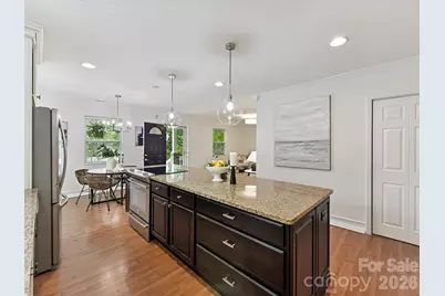 2028 Hamorton Place, Charlotte, NC 28205 - Photo 9