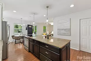 2028 Hamorton Pl, Charlotte, NC 28205 - Photo 9