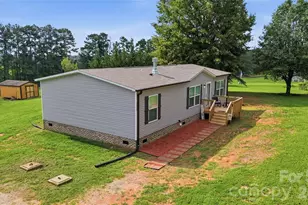 3906 Hollis Rd, Ellenboro, NC 28040 - Photo 3